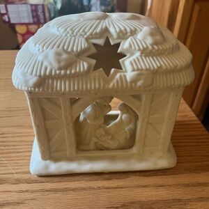Nativity Scene Tealight Candle Holder Ceramic Away in a Manger PartyLite.